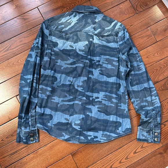 Forever 21 blue camo - Picture 2 of 3